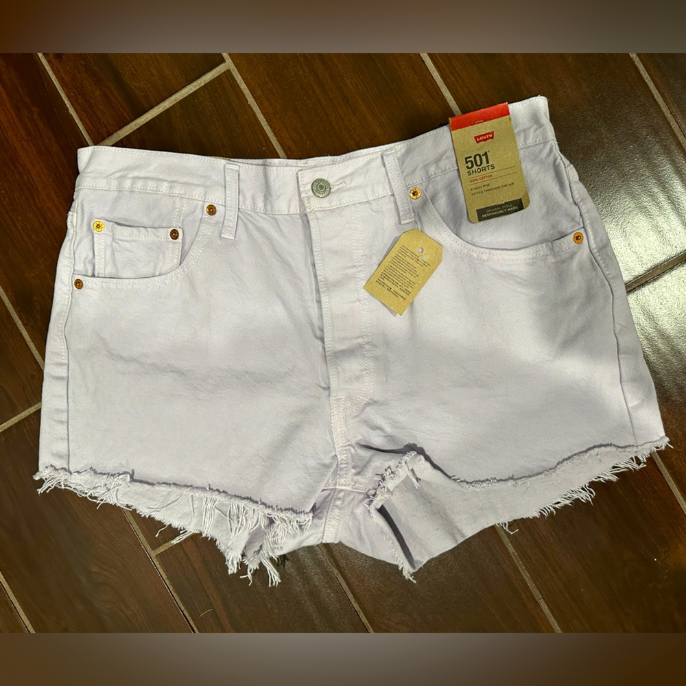 Levi's 501 buttonfly cut off shorts lilac 33